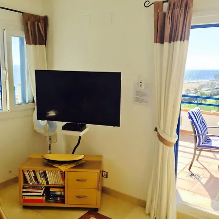 Apartment 2021-first Line Beach Penthouse With Sea View Manilva